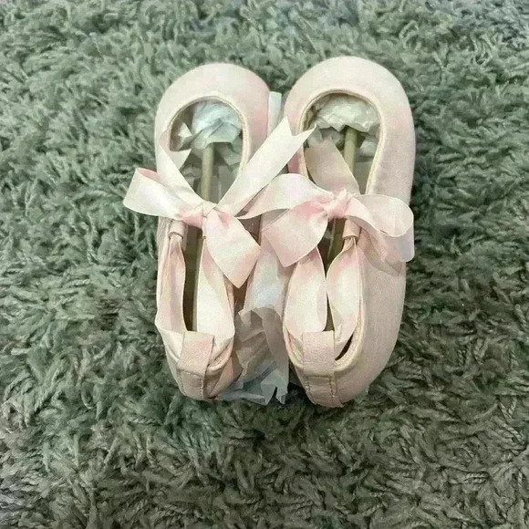 Designer’s Touch Sabrina Ballet Leather Flats (Size 12 girls) - Picture 2 of 6